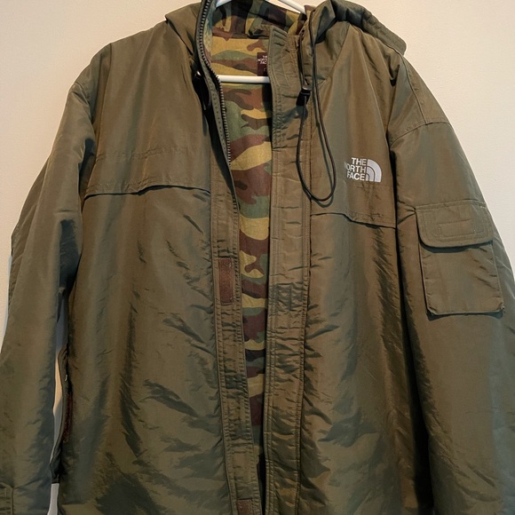 Northface Winter Jacket - Picture 4 of 5